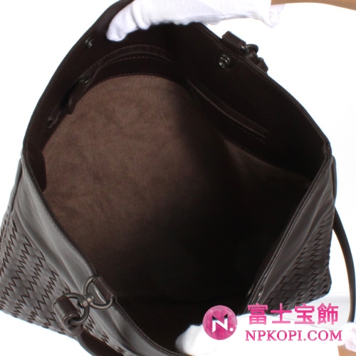 Bottega Veneta/ボッテガ・ヴェネタ  ラムスキン ショルダーバッグ ダークブラウン 233151V00162072
